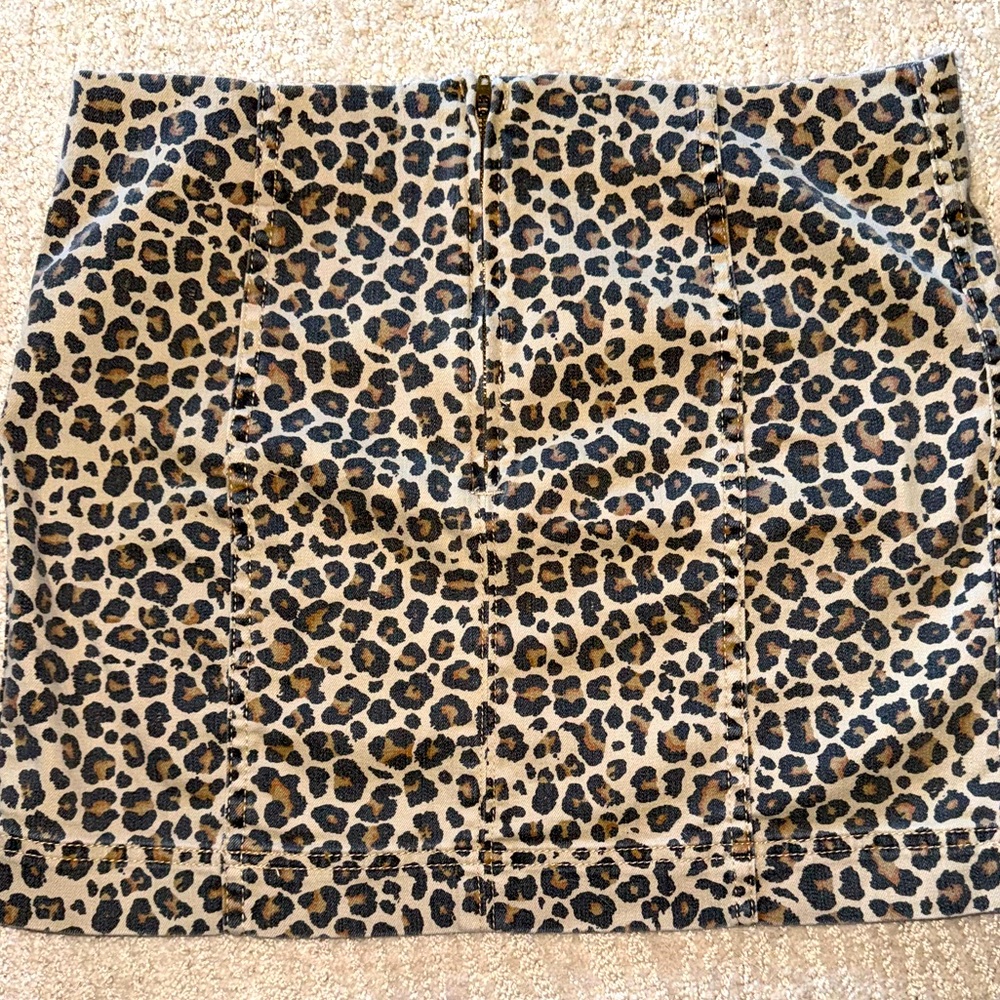 Cheetah print mini skirt